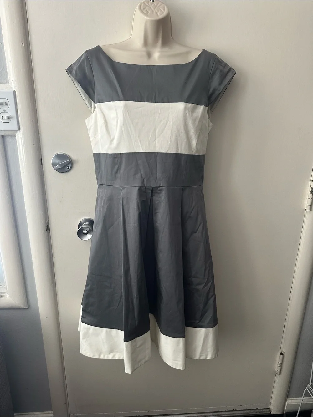 kate spade Gray and White Fit-and-Flare Midi Dress